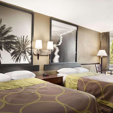 Super 8 By Wyndham Ormond Beach Eksteriør billede